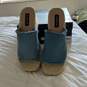 Aqua platform denim